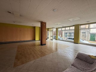 Local comercial en venta en Boiro