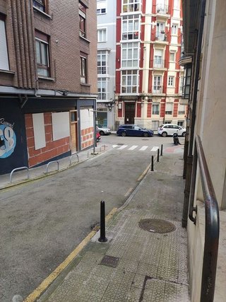 Local comercial en venta en Numancia - San Fernando en Santander