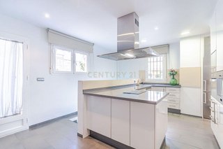 Casa adosada en venta en Motril pueblo en Motril