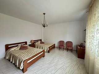 Chalet en venta en Cacabelos