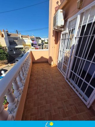 Casa adosada en venta en Playa de los Locos en Torrevieja