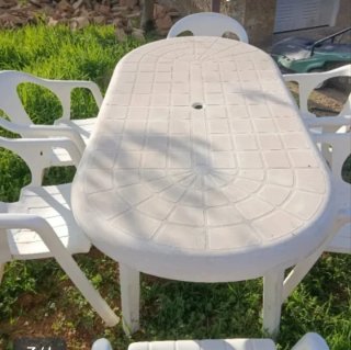 Mesa y 6 sillas de exterior beige/blanco