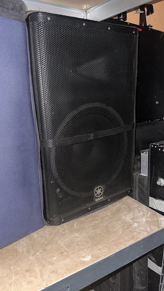 Altavoces Yamaha DRX15