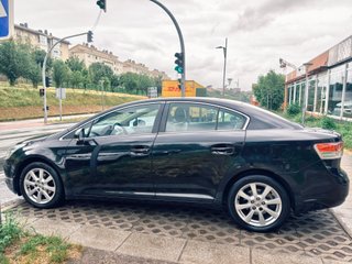 Toyota Avensis 2.0 D-4D Advance