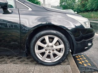 Toyota Avensis 2.0 D-4D Advance