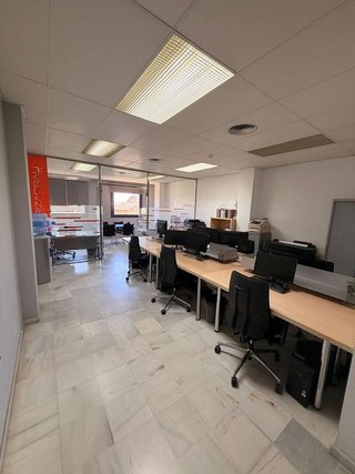 Oficina en venta en Parque Alcosa - Jardines del Edén en Sevilla