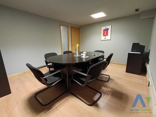 Oficina en venta en Milán - Pumarín - Teatinos en Oviedo