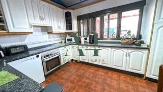 Edificio en venta en Ciudad Monumental en Cáceres