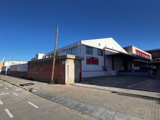 Nave industrial en alquiler en Les Planes en Sant Joan Despí