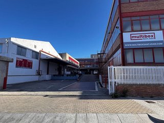 Nave industrial en alquiler en Les Planes en Sant Joan Despí