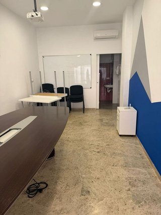 Local comercial en venta en Universidad en Ciudad Real