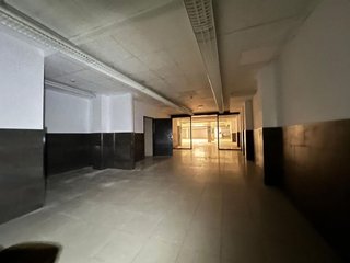 Local comercial en alquiler en Centre - Joan Prim en Granollers