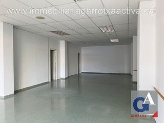Local comercial en venta en Olot