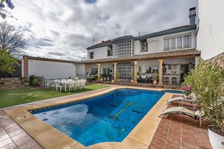 Chalet en venta en Illora