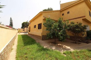Chalet en venta en Los Balcones - Los Altos del Edén en Torrevieja