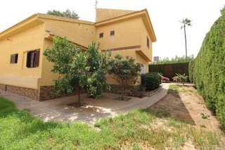 Chalet en venta en Los Balcones - Los Altos del Edén en Torrevieja