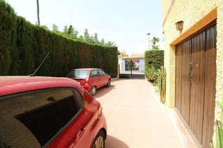 Chalet en venta en Los Balcones - Los Altos del Edén en Torrevieja