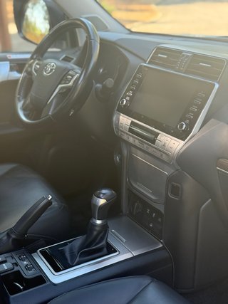 Toyota Land Cruiser 2023