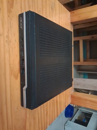 Mini PC Acer + Teclado