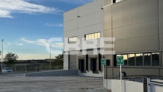 Nave industrial en alquiler en Ensanche de Vallecas - Valdecarros en Madrid