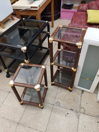 Estantería de cristal