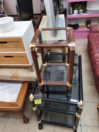 Estantería de cristal