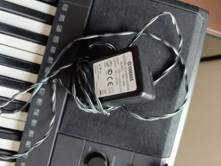 Teclado Yamaha PSR E343