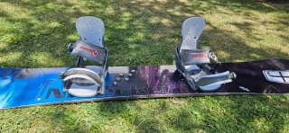 Tabla Snowboard Nideker con Fijaciones Nitro