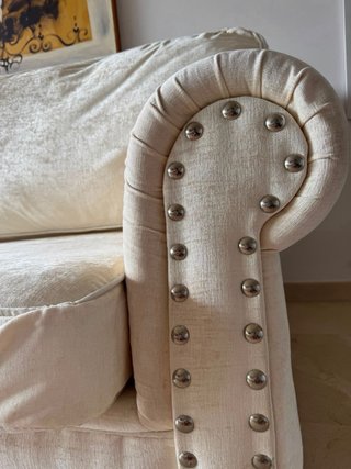 Sofá i sillón de tela beige y blanco ...