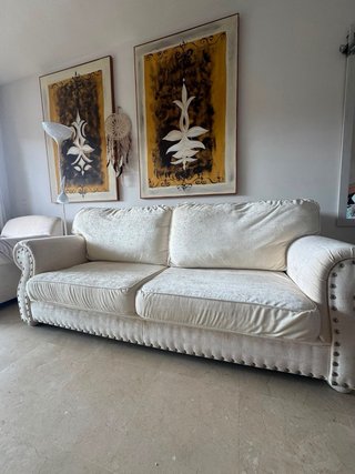 Sofá i sillón de tela beige y blanco ...