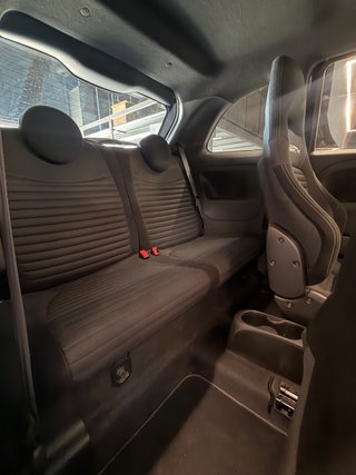 Abarth 695 2022