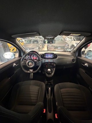 Abarth 695 2022