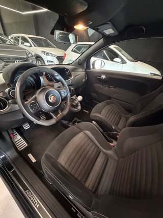 Abarth 695 2022