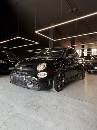 Abarth 695 2022