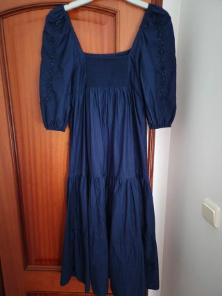 Vestido azul Desigual con bordados