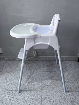 Trona IKEA blanca