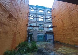 Terreno en venta en Zona de Plaza de Barcelos en Pontevedra