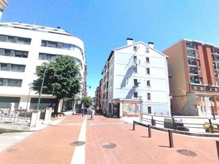 Piso en venta en Centro - Desierto - Arrontegi en Barakaldo