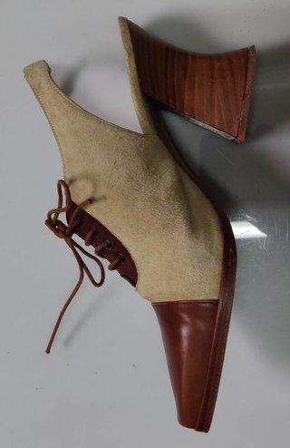Zapatos Pura López piel destalonados beige/marrón