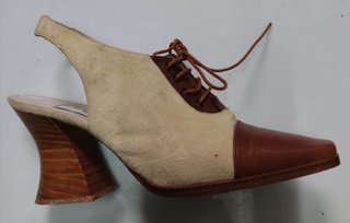 Zapatos Pura López piel destalonados beige/marrón