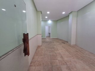 Local comercial en venta en Hospital en Valladolid