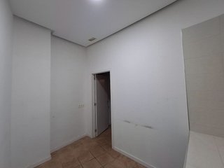 Local comercial en venta en Hospital en Valladolid
