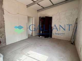 Edificio en venta en San Andrés en Madrid