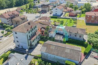 Edificio en venta en Piloña