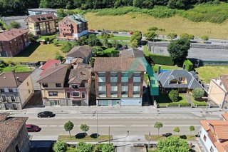 Edificio en venta en Piloña