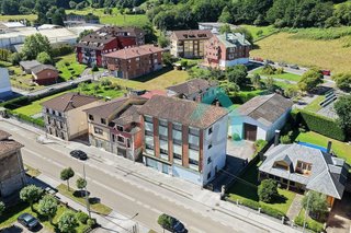 Edificio en venta en Piloña