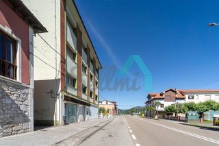 Edificio en venta en Piloña