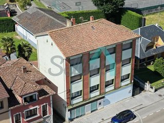 Edificio en venta en Piloña