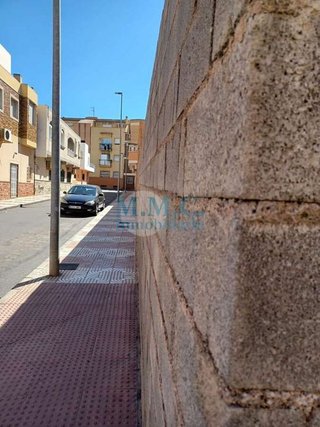 Terreno en venta en Roquetas Centro en Roquetas de Mar