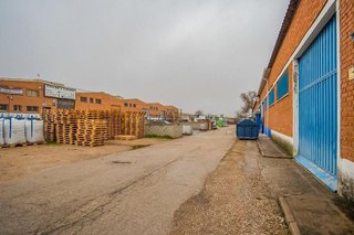 Nave industrial en venta en Camarma de Esteruelas